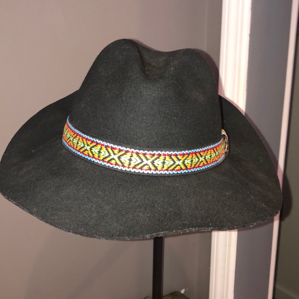 Black hat